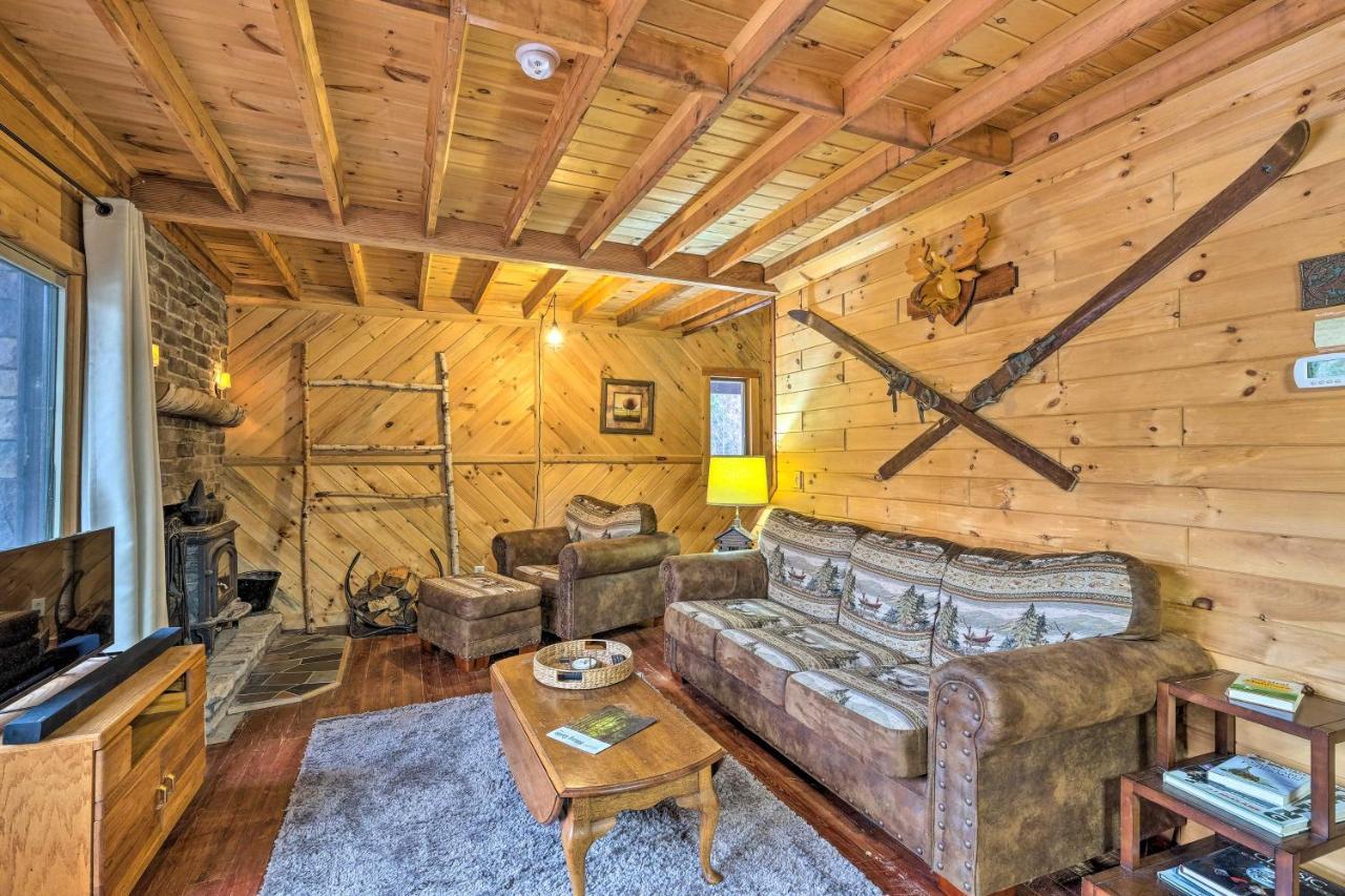 Secluded Johnsburg Retreat With Hot Tub And Fire Pit别墅 外观 照片